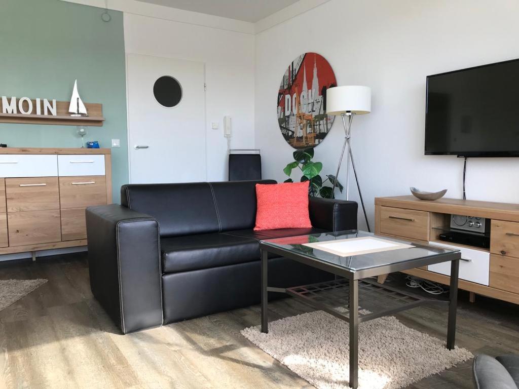 Penthouse Ferienwohnung Auszeit, Gerne Mit Hund, Wlan Inkl. Laboe Exterior photo